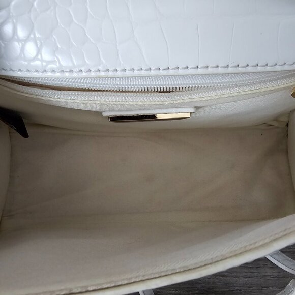 Urban Expressions Lucas Oatmilk Croco Embossed Crossbody Bag - Picture 9 of 14